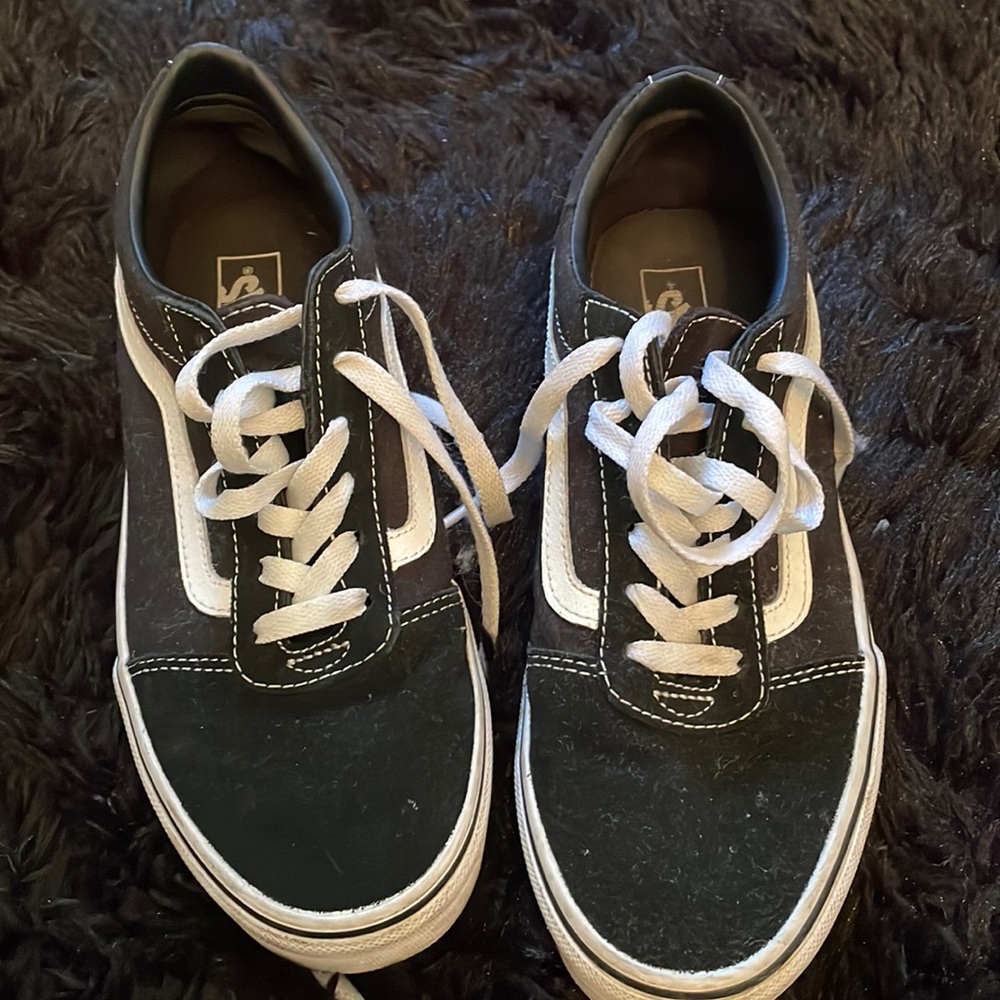Black Vans